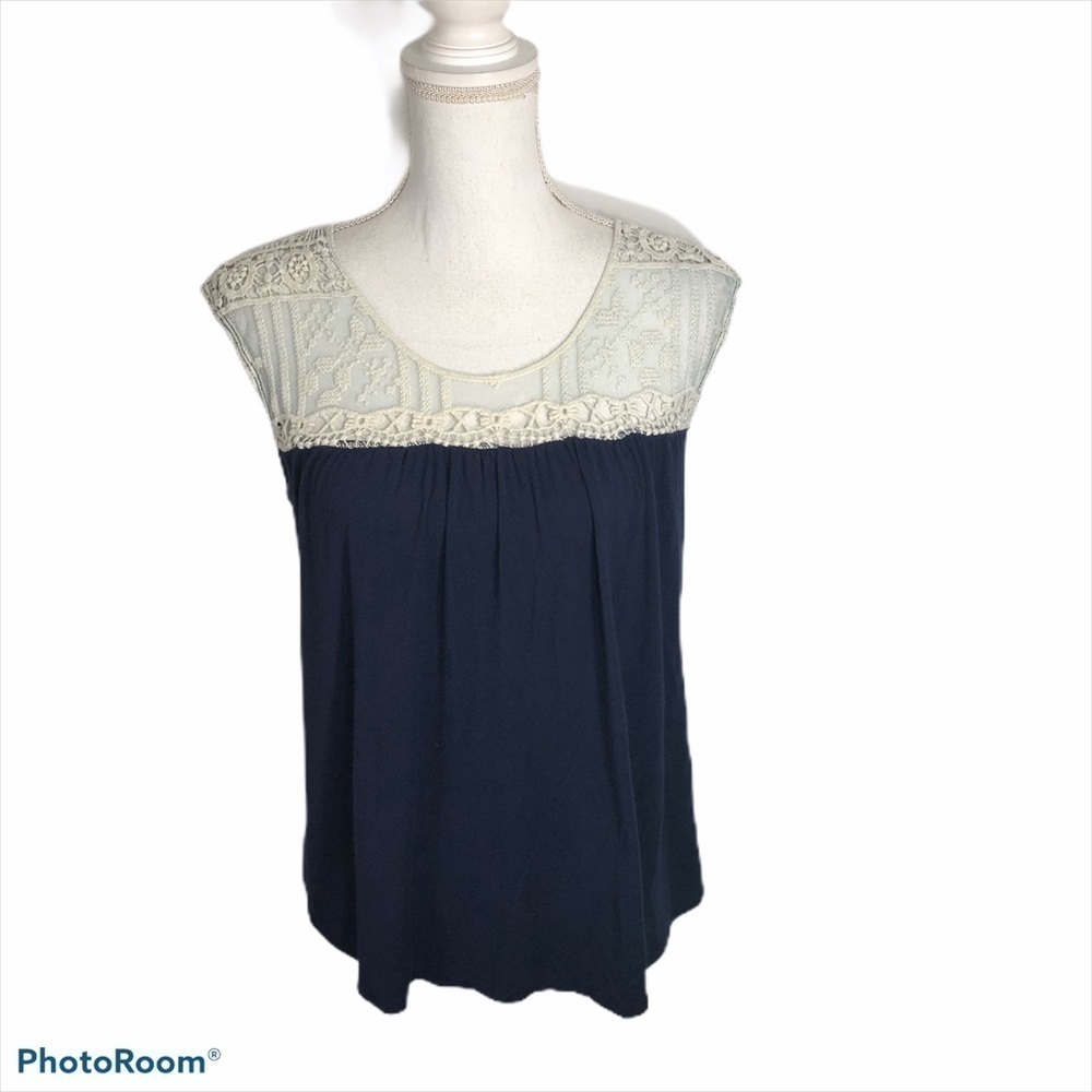 Maurices Lace Upper Button Back Top Medium